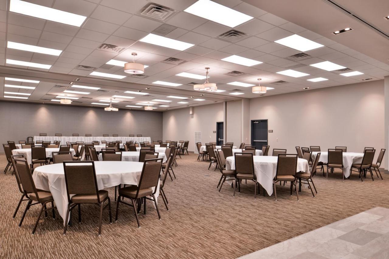 Country Inn & Suites By Radisson, Ft Atkinson, Wi Fort Atkinson Екстериор снимка